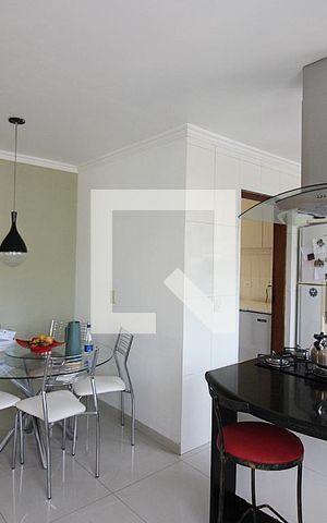 Apartamento à venda com 180m², 3 quartos e 4 vagasCopa e Cozinha