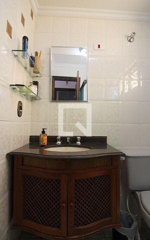Apartamento à venda com 180m², 3 quartos e 4 vagasQuarto 1 - Suíte Banheiro