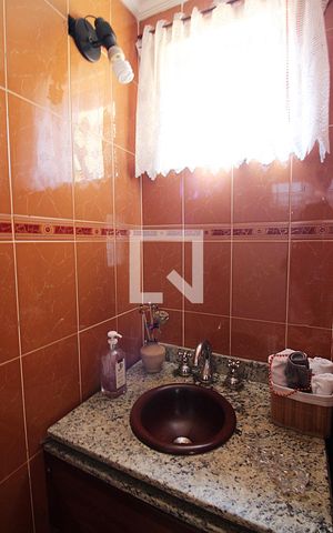 Apartamento à venda com 180m², 3 quartos e 4 vagasLavabo