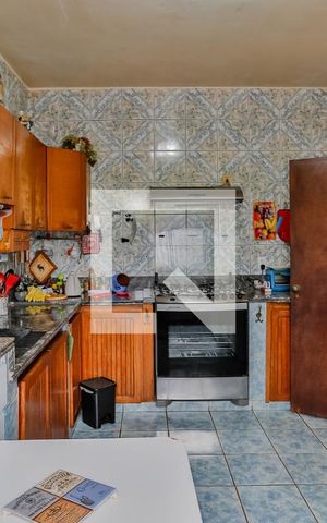 Casa de condomínio à venda com 555m², 4 quartos e 4 vagas Casa de condomínio à venda com 555m², 4 quartos e 4 vagasCozinha