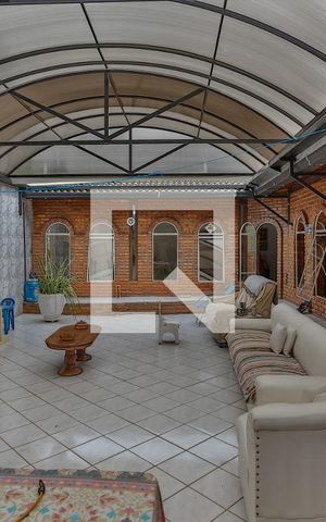 Casa de condomínio à venda com 555m², 4 quartos e 4 vagas Casa de condomínio à venda com 555m², 4 quartos e 4 vagasSala 2