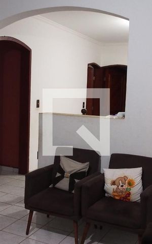 Casa à venda com 299m², 4 quartos e 3 vagasSala