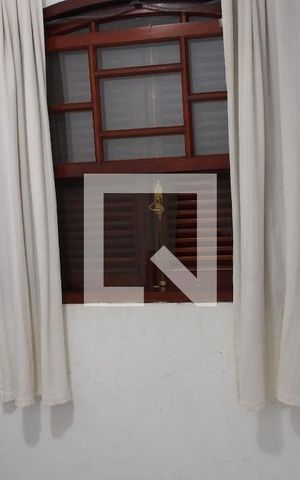 Casa à venda com 299m², 4 quartos e 3 vagasQuarto