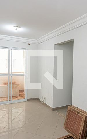 Apartamento à venda com 75m², 2 quartos e 1 vaga Apartamento à venda com 75m², 2 quartos e 1 vagaSala
