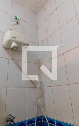 Casa de condomínio à venda com 75m², 2 quartos e 1 vaga Casa de condomínio à venda com 75m², 2 quartos e 1 vagaBanheiro