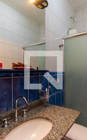 Casa de condomínio à venda com 75m², 2 quartos e 1 vaga Casa de condomínio à venda com 75m², 2 quartos e 1 vagaBanheiro