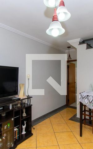 Casa de condomínio à venda com 75m², 2 quartos e 1 vaga Casa de condomínio à venda com 75m², 2 quartos e 1 vagaSala