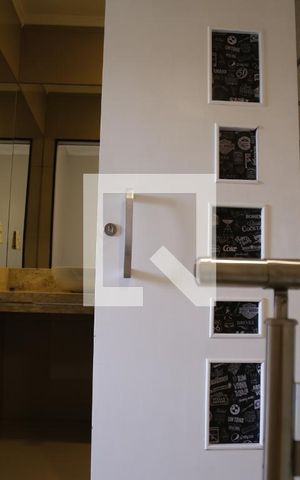 Casa de condomínio para alugar com 117m², 2 quartos e 1 vagaHall
