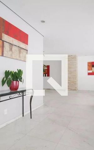Apartamento à venda com 104m², 2 quartos e 1 vaga Apartamento à venda com 104m², 2 quartos e 1 vagaHall social