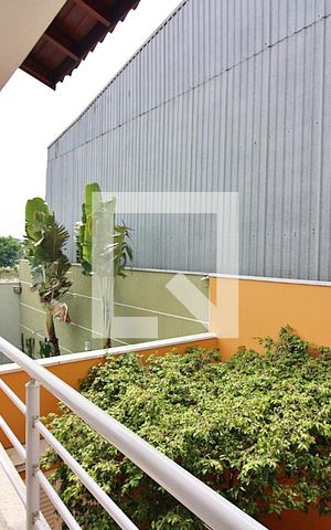 Casa à venda com 300m², 3 quartos e 4 vagasSuíte 2 Sacada