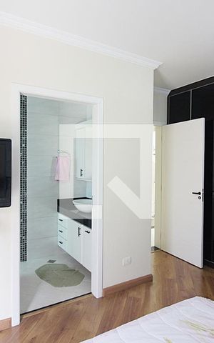 Casa à venda com 300m², 3 quartos e 4 vagasSuíte 2