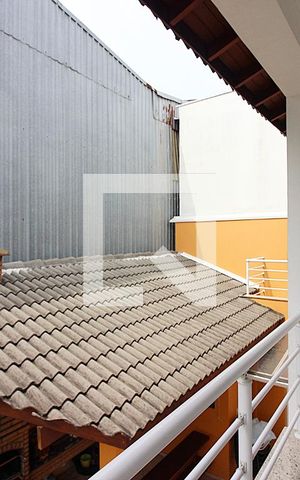 Casa à venda com 300m², 3 quartos e 4 vagasSuíte 2 Sacada