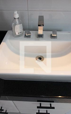 Casa à venda com 300m², 3 quartos e 4 vagasSuíte 1 Banheiro