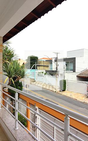 Casa à venda com 300m², 3 quartos e 4 vagasSuíte 1 Sacada
