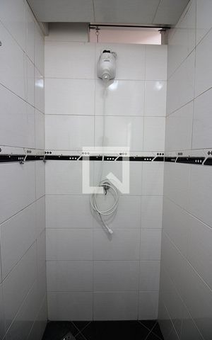 Casa à venda com 300m², 3 quartos e 4 vagasBanheiro de serviço
