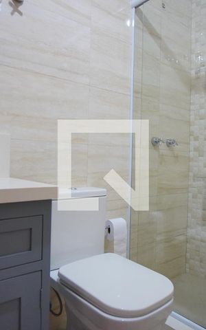 Casa à venda com 170m², 3 quartos e 2 vagasBanheiro Corredor