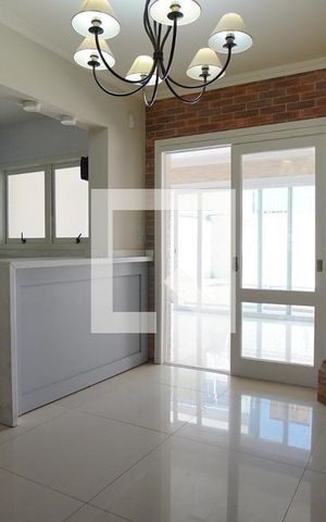 Casa à venda com 170m², 3 quartos e 2 vagasSala