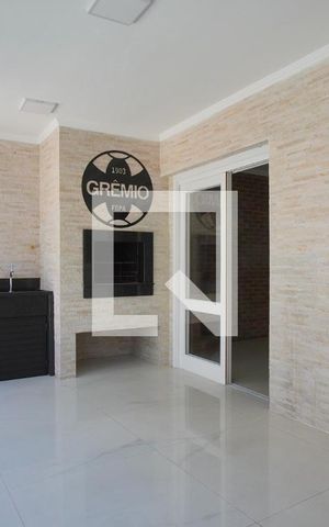 Casa à venda com 170m², 3 quartos e 2 vagasÁrea - Churrasqueira