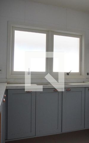 Casa à venda com 170m², 3 quartos e 2 vagasCozinha