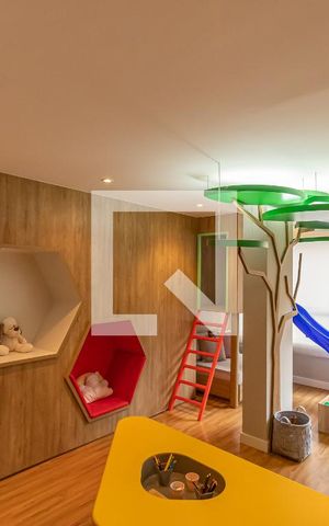 Apartamento à venda com 75m², 3 quartos e 2 vagas Apartamento à venda com 75m², 3 quartos e 2 vagasÁrea comum - Brinquedoteca