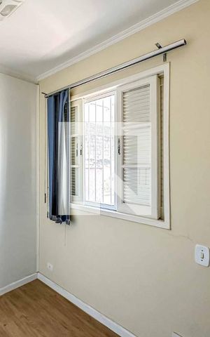 Casa à venda com 200m², 3 quartos e 2 vagas Casa à venda com 200m², 3 quartos e 2 vagasQuarto