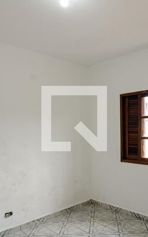 Casa à venda com 330m², 4 quartos e 3 vagas Casa à venda com 330m², 4 quartos e 3 vagasQuarto da Edícula