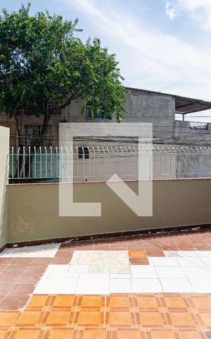 Casa à venda com 330m², 4 quartos e 3 vagas Casa à venda com 330m², 4 quartos e 3 vagasVista do Quarto 3
