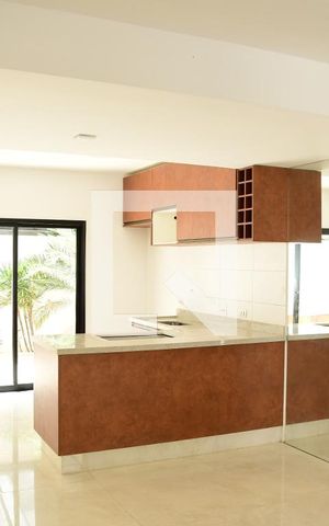 Casa de condomínio para alugar com 150m², 4 quartos e 3 vagasSala
