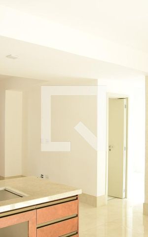 Casa de condomínio para alugar com 150m², 4 quartos e 3 vagasSala