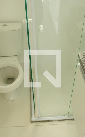 Casa de condomínio para alugar com 150m², 4 quartos e 3 vagasBanheiro Social