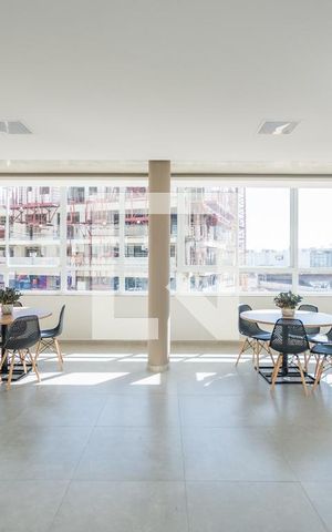 Apartamento à venda com 58m², 2 quartos e 1 vaga Apartamento à venda com 58m², 2 quartos e 1 vagaÁrea comum - Salão de Festas