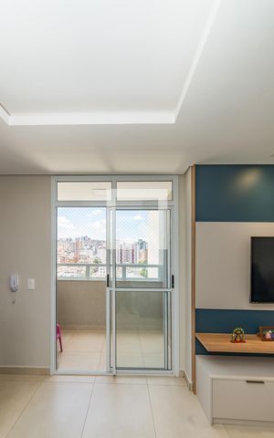 Apartamento à venda com 58m², 2 quartos e 1 vaga Apartamento à venda com 58m², 2 quartos e 1 vagaVaranda da Sala