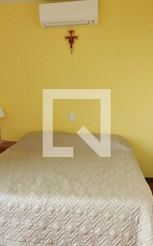 Casa à venda com 344m², 4 quartos e 4 vagasQuarto