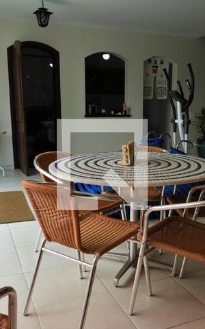 Casa à venda com 344m², 4 quartos e 4 vagasÁrea comum 