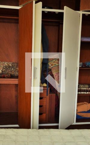 Casa à venda com 344m², 4 quartos e 4 vagasCloset