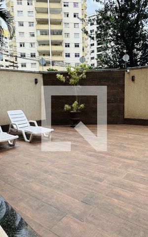 Apartamento para alugar com 130m², 4 quartos e 2 vagas Apartamento para alugar com 130m², 4 quartos e 2 vagasÁrea comum - Piscina