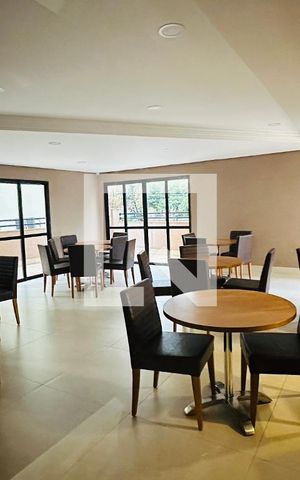 Apartamento para alugar com 130m², 4 quartos e 2 vagas Apartamento para alugar com 130m², 4 quartos e 2 vagasÁrea comum - Salão de festas