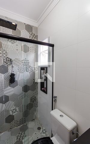 Apartamento à venda com 101m², 2 quartos e 1 vaga Apartamento à venda com 101m², 2 quartos e 1 vagaBanheiro da Suíte