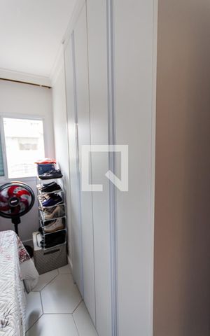Apartamento à venda com 101m², 2 quartos e 1 vaga Apartamento à venda com 101m², 2 quartos e 1 vagaArmário