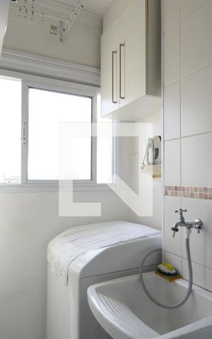 Apartamento à venda com 33m², 1 quarto e sem vagaÁrea de Serviço