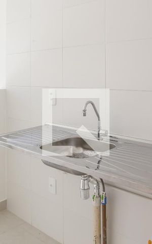Apartamento à venda com 38m², 1 quarto e sem vaga Apartamento à venda com 38m², 1 quarto e sem vagaCozinha e Área de Serviço
