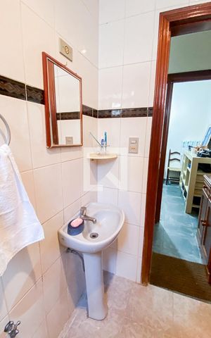 Casa à venda com 540m², 5 quartos e 8 vagas Casa à venda com 540m², 5 quartos e 8 vagasGaragem - Banheiro