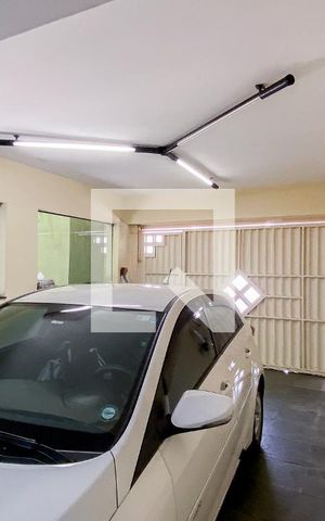 Casa à venda com 540m², 5 quartos e 8 vagas Casa à venda com 540m², 5 quartos e 8 vagasGaragem