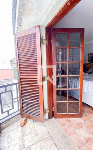 Casa à venda com 540m², 5 quartos e 8 vagas Casa à venda com 540m², 5 quartos e 8 vagasVaranda da Suíte 4