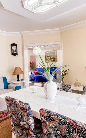 Casa à venda com 540m², 5 quartos e 8 vagas Casa à venda com 540m², 5 quartos e 8 vagasSala de Jantar