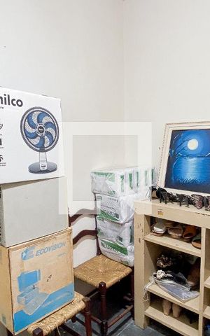 Casa à venda com 540m², 5 quartos e 8 vagas Casa à venda com 540m², 5 quartos e 8 vagasQuarto - Dispensa 2