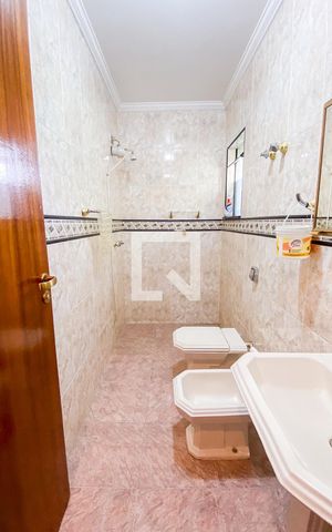 Casa à venda com 540m², 5 quartos e 8 vagas Casa à venda com 540m², 5 quartos e 8 vagasBanheiro da Suite 3