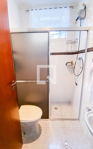 Casa à venda com 540m², 5 quartos e 8 vagas Casa à venda com 540m², 5 quartos e 8 vagasGaragem - Banheiro