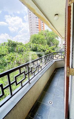 Casa à venda com 540m², 5 quartos e 8 vagas Casa à venda com 540m², 5 quartos e 8 vagasVaranda da Suite 2