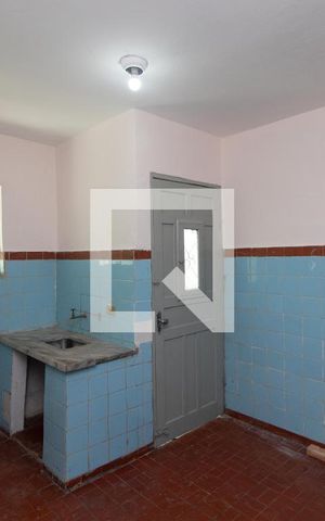 Casa à venda com 165m², 2 quartos e 3 vagas Casa à venda com 165m², 2 quartos e 3 vagasCozinha 2